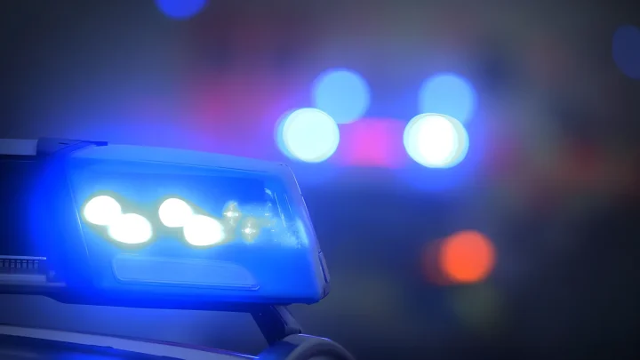 Bis zu 8 Angreifer: 30-Jähriger bei Schlägerei schwer im Gesicht verletzt