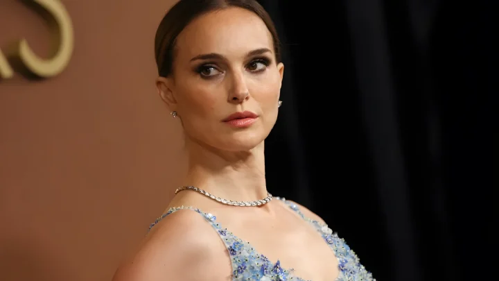 Drittes Kind mit 45: Natalie Portman bringt Baby in Paris zur Welt