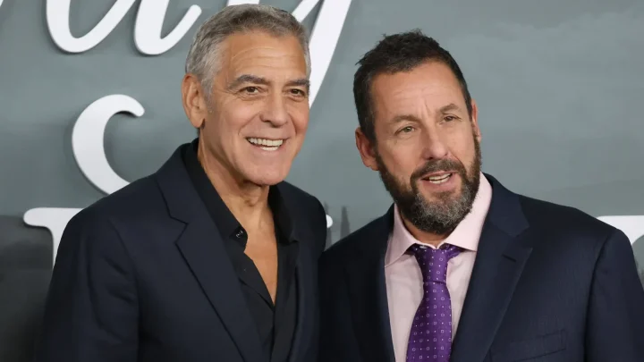 Forbes-Ranking: Adam Sandler verdient 48 Millionen Dollar – Rekord für Millie Bobby Brown
