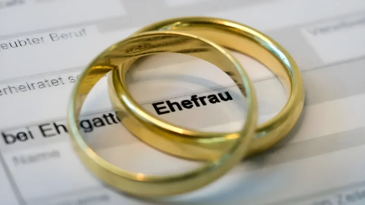 Liebeshoroskop für alle 12 Sternzeichen: Welche Entscheidungen jetzt in Beziehungen zählen