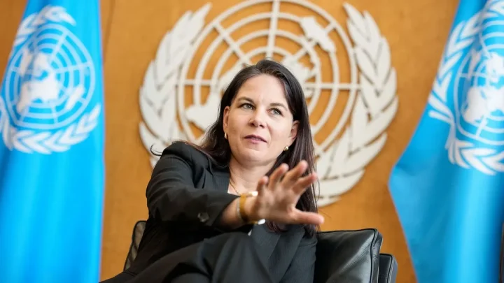 Nach 1 Jahr an der UN-Spitze: Annalena Baerbock zieht sich ins Privatleben zurück