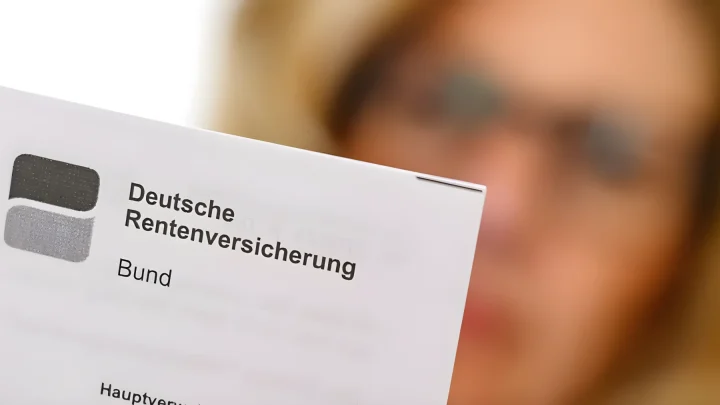Rente ab 2032 an Lebenserwartung koppeln: 34 Prozent fordern andere Reformkriterien