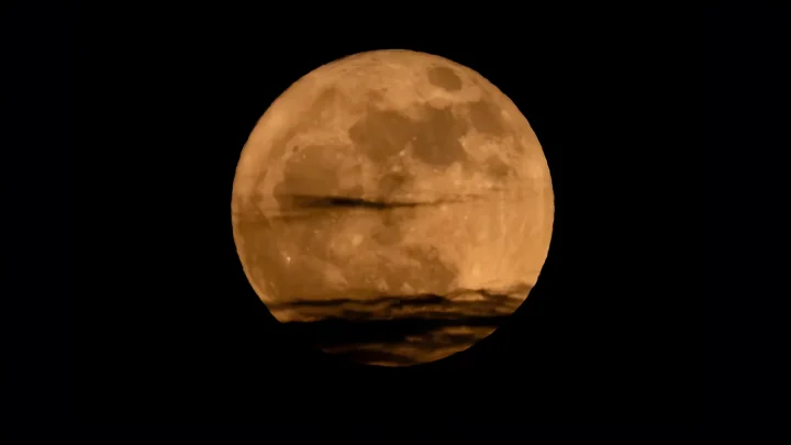 Vollmond im Widder am 26. September 2026: Warum dieser Erntemond jetzt klare Entscheidungen erzwingt