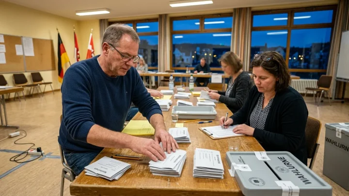 Stimmzettel und Auszählung bei der Kommunalwahl in Niedersachsen