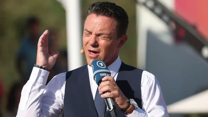 Wutrede nach 31 Jahren TV-Kult: Stefan Mross rechnet beim SWR-Abschied ab