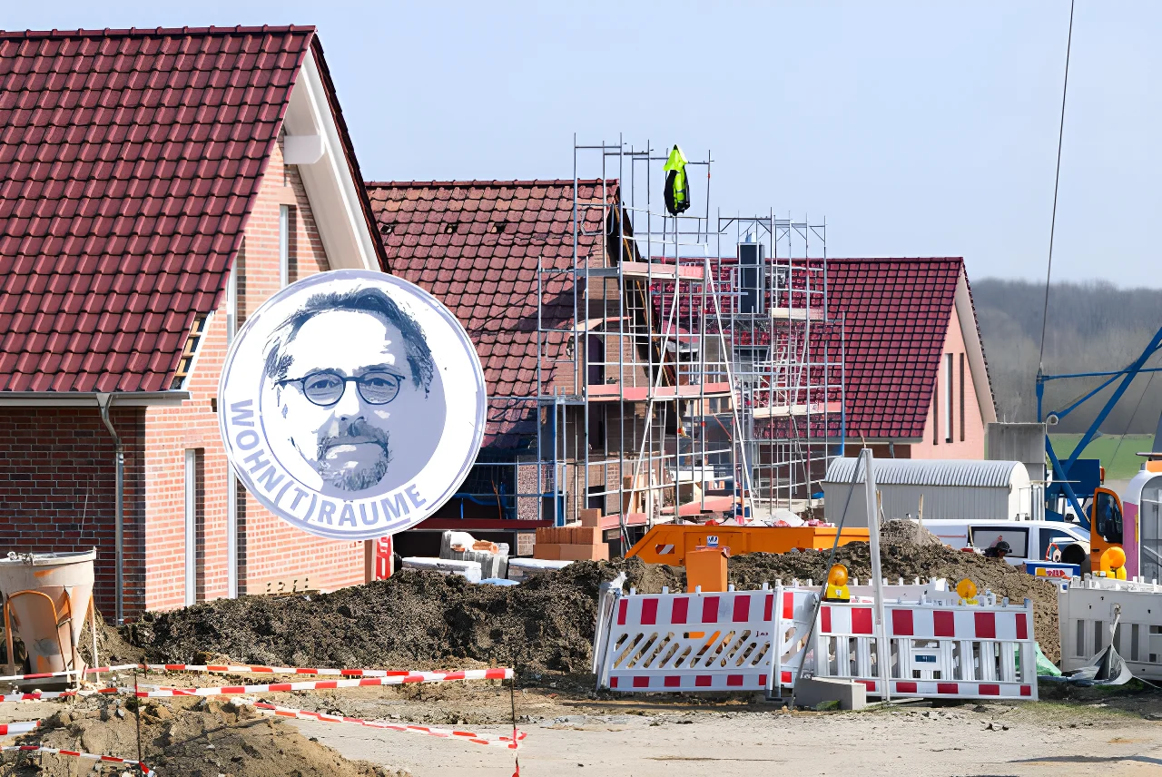 Einfamilienhäuser werden am Stadtrand gebaut.