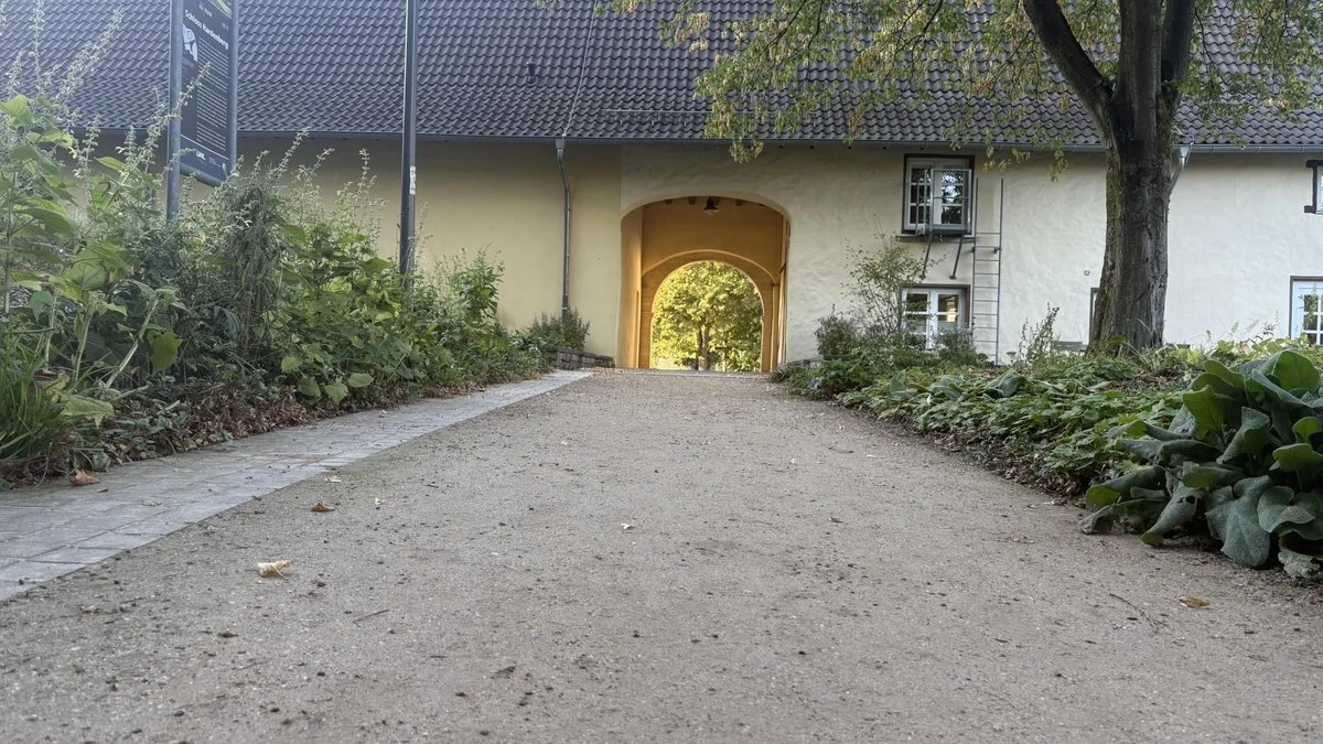 Fußweg Schloss Hardenberg