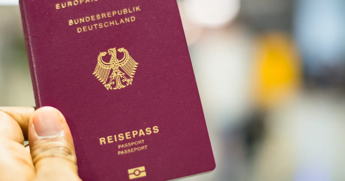 Gültiger Reisepass reicht oft nicht: Warum 2 Post-its vor der Einreise helfen