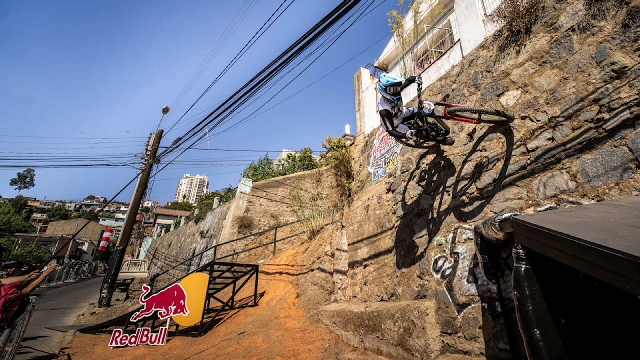 Johannes Fischbach beim Red Bull Cerro Abajo in Genua