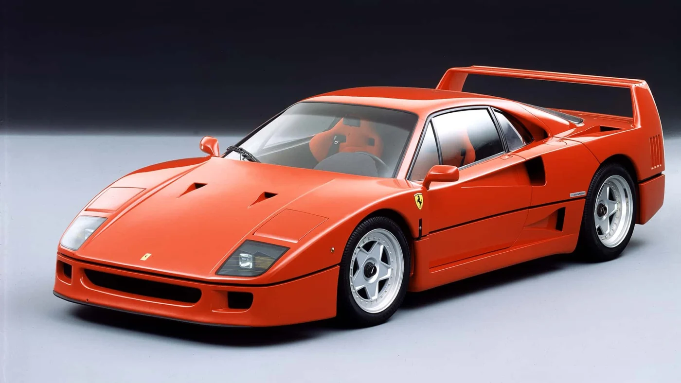 Lewis Hamilton kauft Ferrari F40: Supersportler stand über 30 Jahre lang in einer Garage