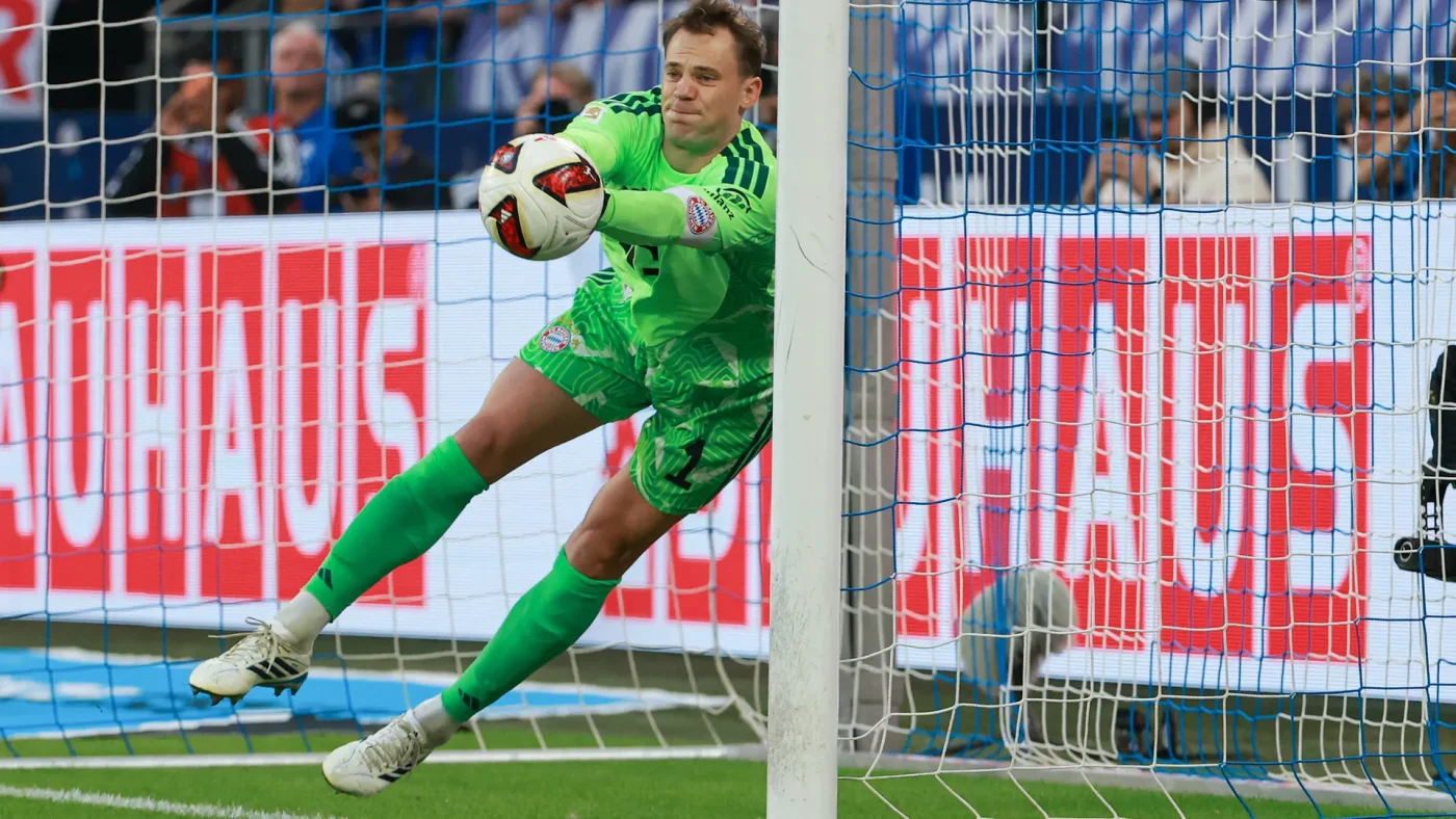 Manuel Neuer: In der 36. Minute zum ersten Mal gefragt, faustete den Freistoß von Schalkes Aouchiche sicher weg. Hatte ansonsten so gut wie nichts zu tun bei seinem wohl letzten Spiel in der Veltins-Arena, war stets wach und aufmerksam. Note 3
