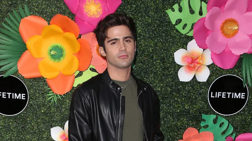 Max Ehrich, Schauspieler