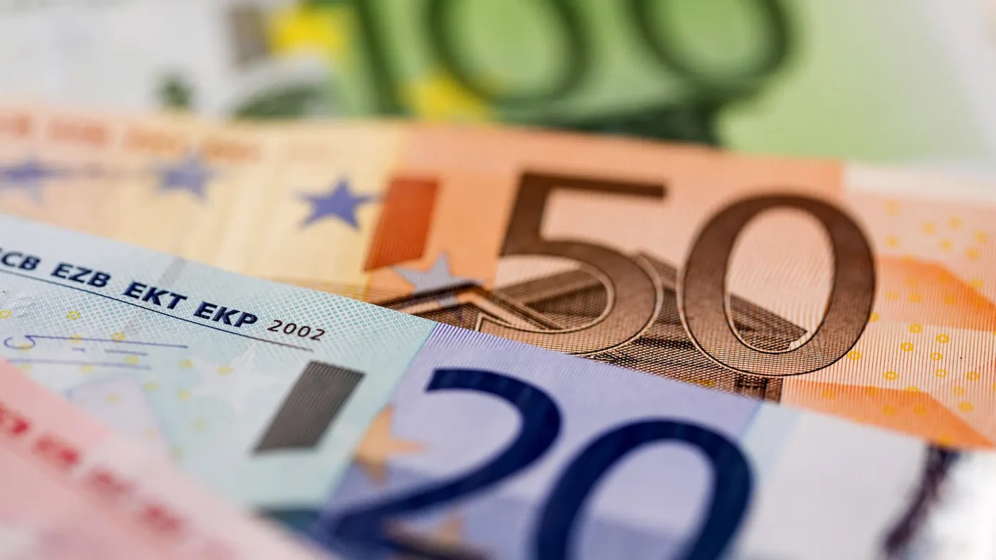 Niedersachsen reformiert Beamtenbesoldung: 1.200 Euro Sonderzahlung und 300 Millionen Euro Mehrkosten