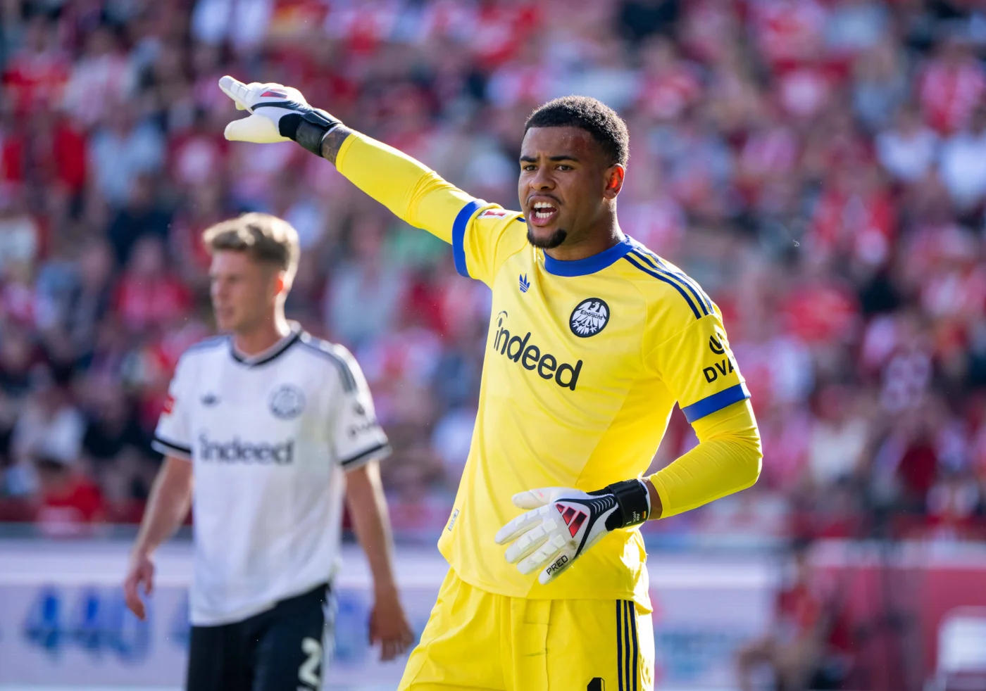 Noah Atubolu ist die neue Nummer eins zwischen den Pfosten bei Eintracht Frankfurt