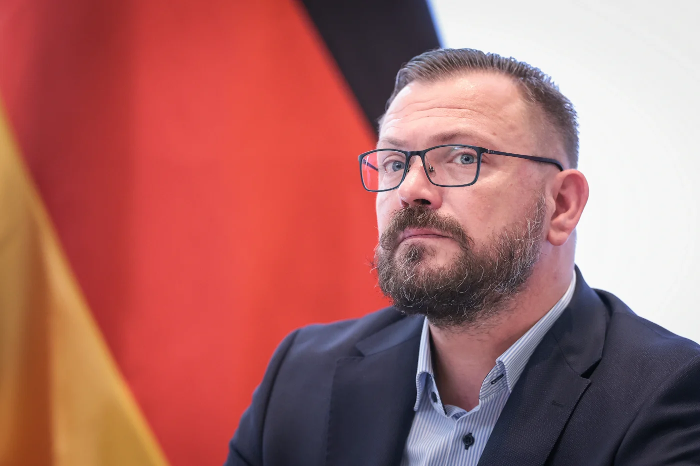 Patrick Harr, Pressesprecher der AfD Sachsen-Anhalt und ehemaliges Mitglied der verbotenen Neonazi-Organisation „Heimattreue deutsche Jugend” (HDJ).