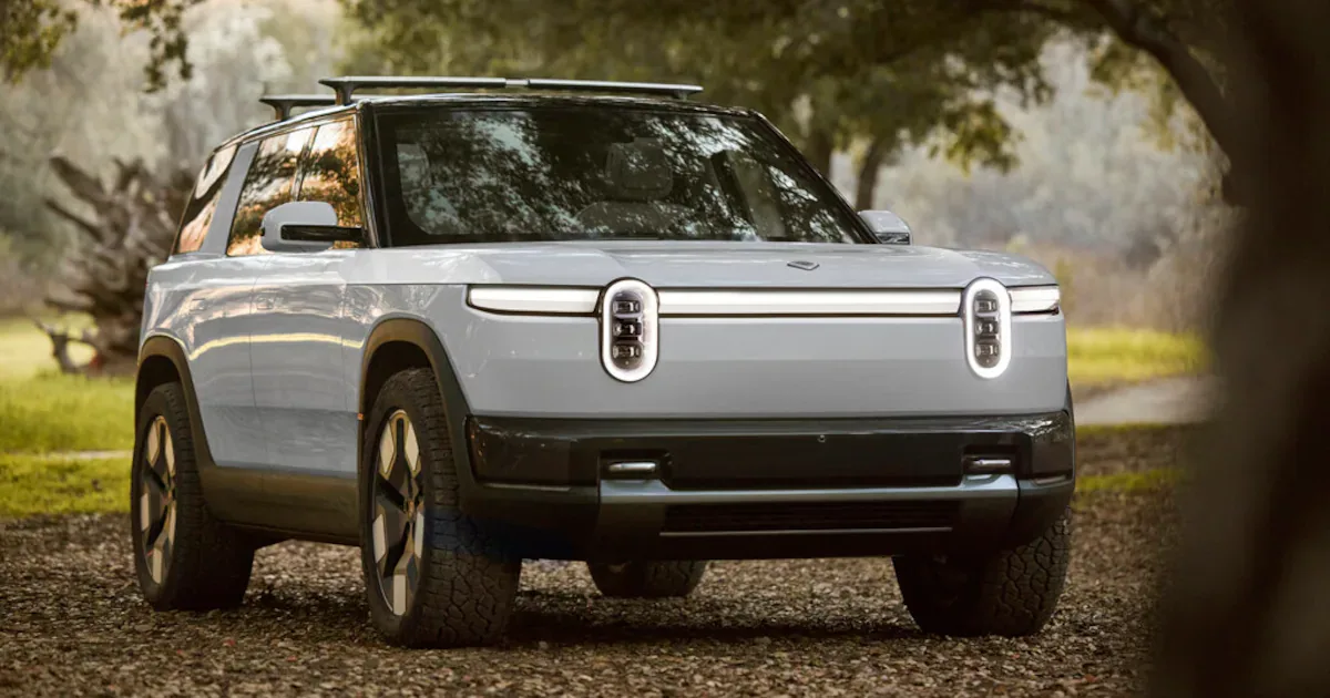 Rivian R2: Neuer Tesla-Jäger startet mit 666 PS und 24 Zentimetern Bodenfreiheit