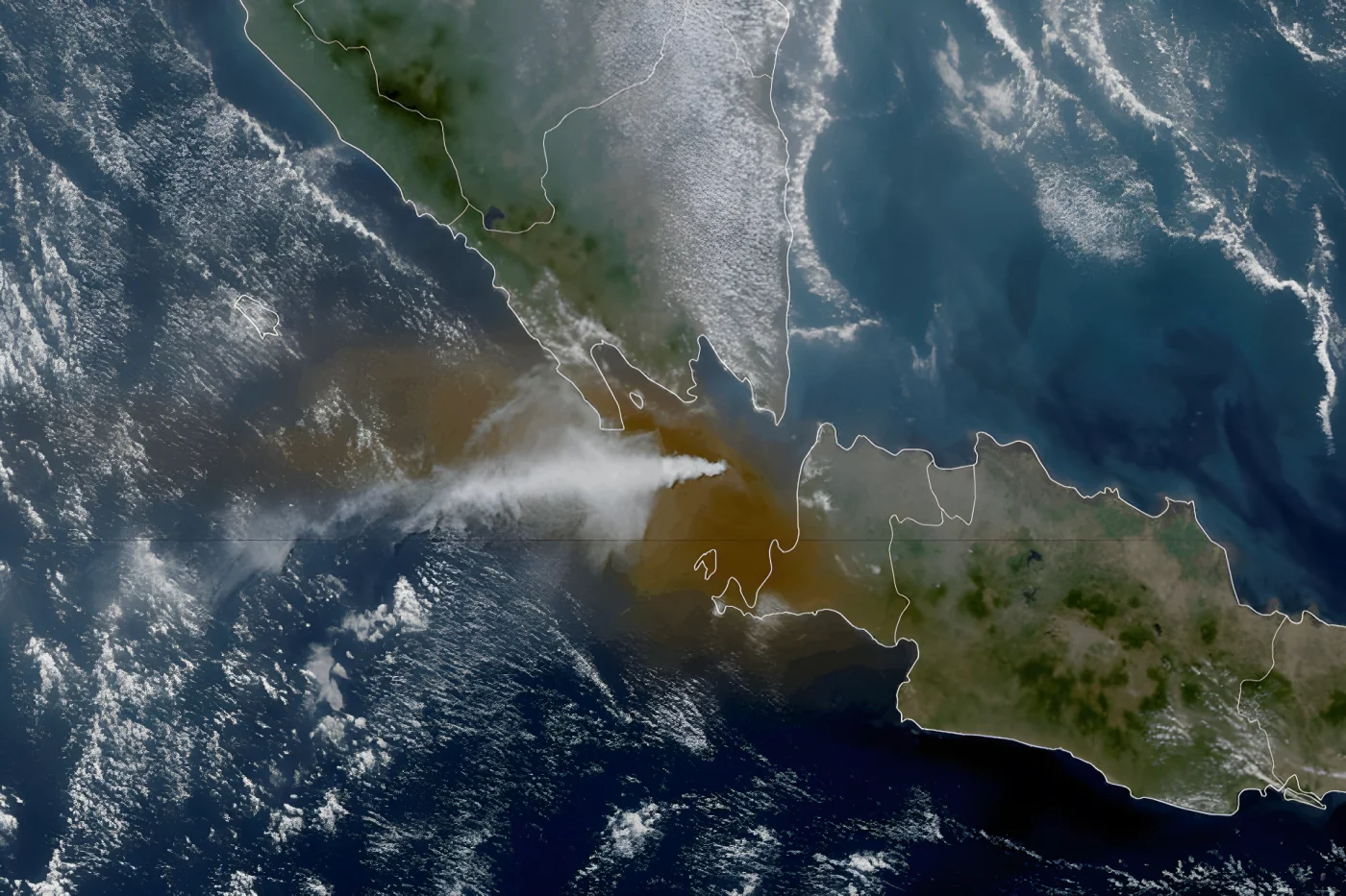 Satellitenbild zeigt Vulkanausbruch