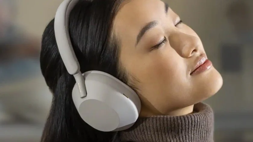 Sony WH-1000XM5