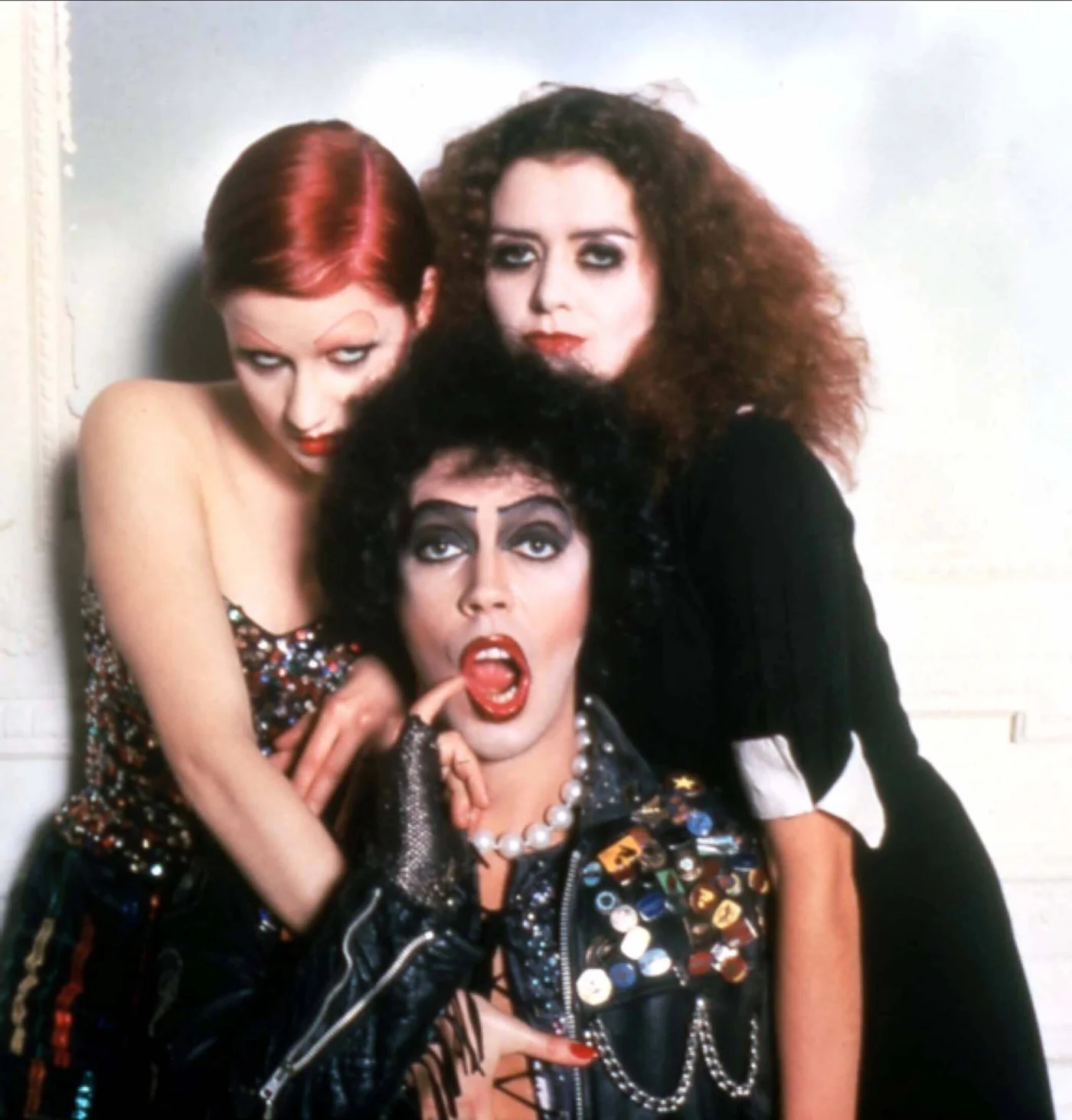 Tim Curry ist vor allem für seine Rolle in „The Rocky Horror Picture Show” bekannt