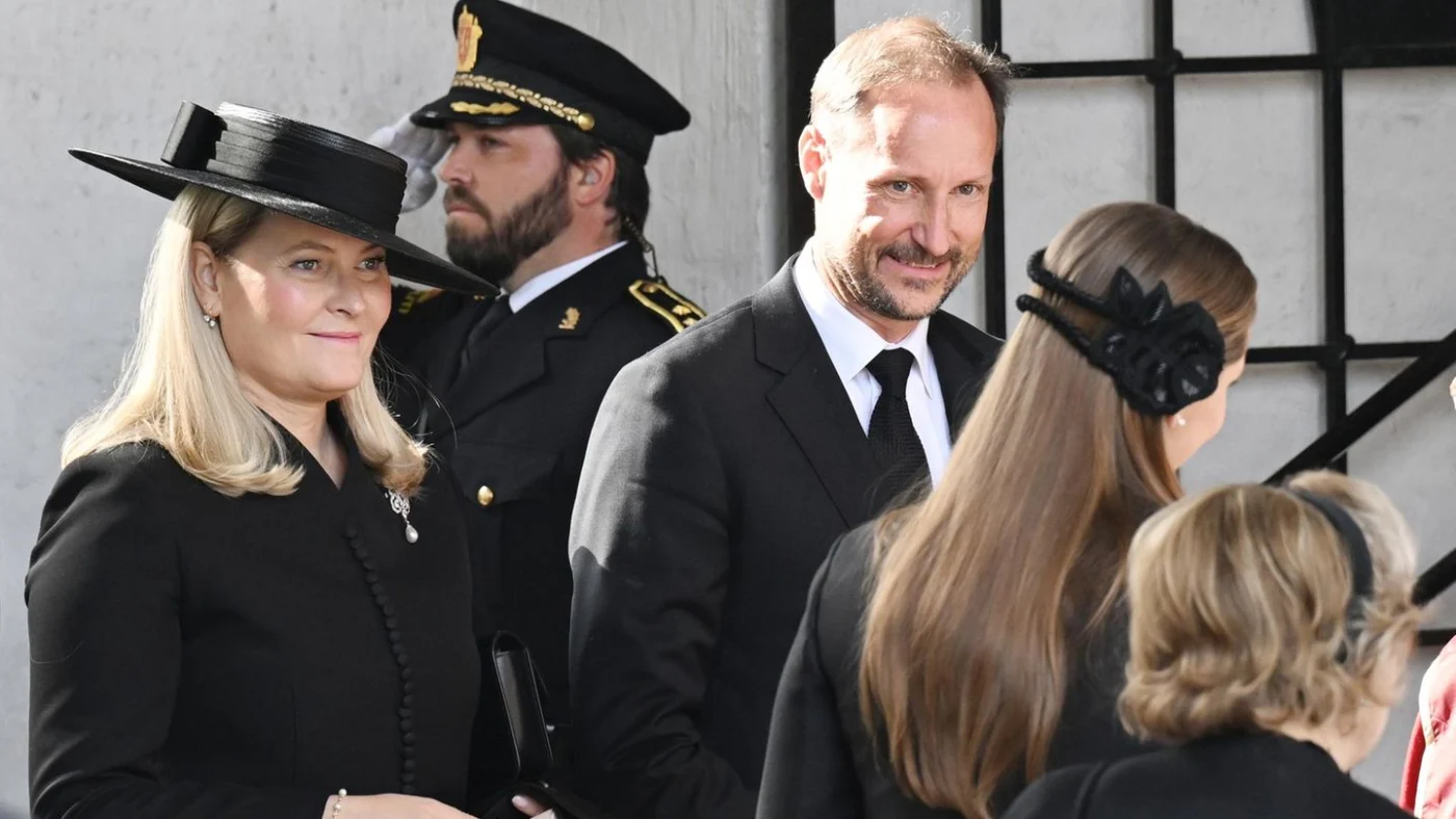 Trauer in Oslo: Europäische Royals nehmen Abschied von Prinzessin Astrid