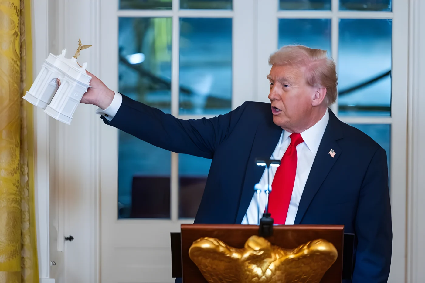 US-Präsident Donald Trump: »Der größte und schönste Triumphbogen der ganzen Welt«
