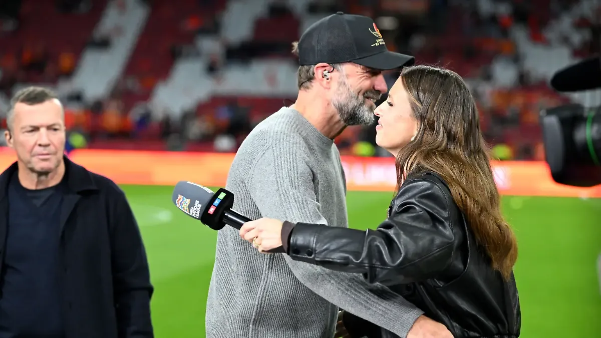 „Was soll das denn?“: Jürgen Klopp reagiert im TV-Interview prompt auf Laura Wontorra