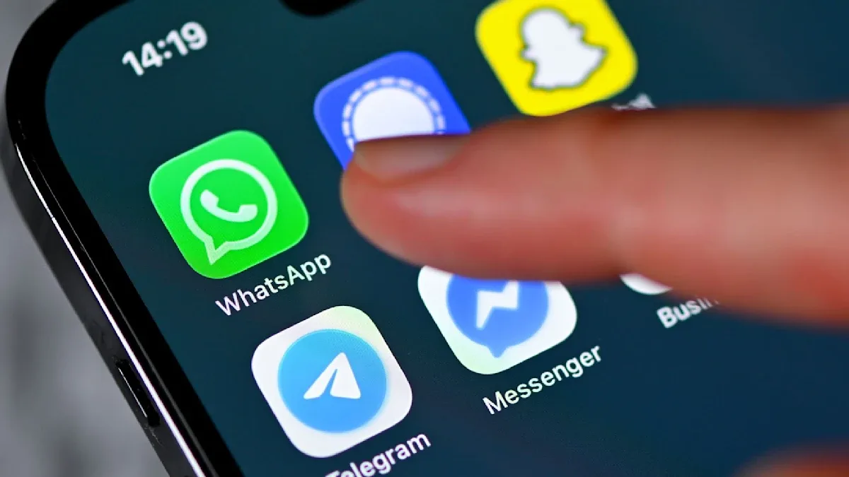 WhatsApp-Konto gekapert: Polizei warnt vor fieser Abstimmungs-Falle mit QR-Codes